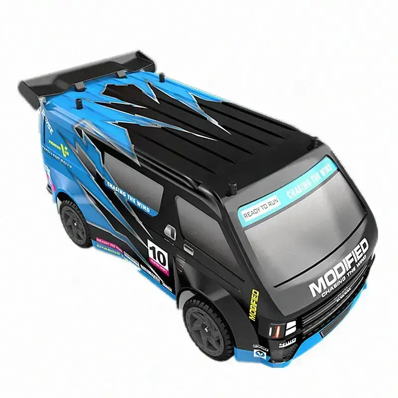 Driftovací dodávka