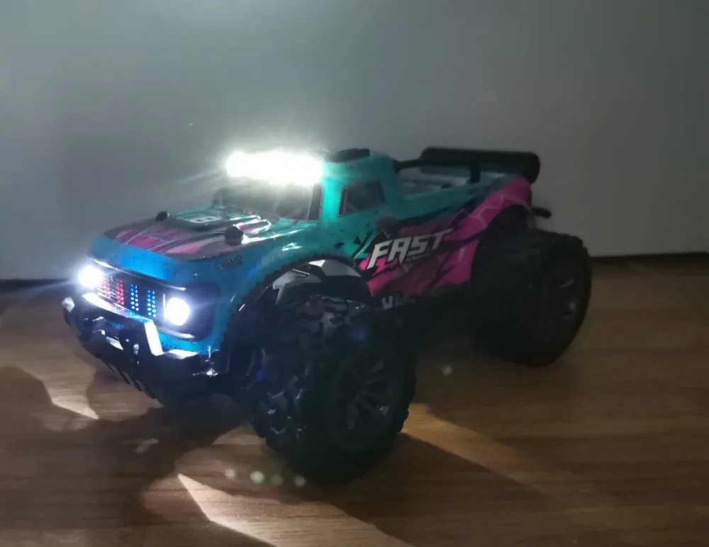 Off road auto 2WD 1:20